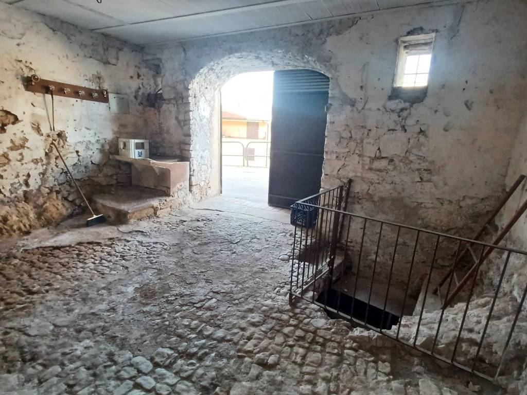 Box / garage a Maenza in Via San Sebastiano - Foto 5