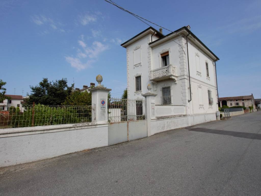 Villa a Palazzolo vercellese in Via San Sebastiano, 13 - Foto 2