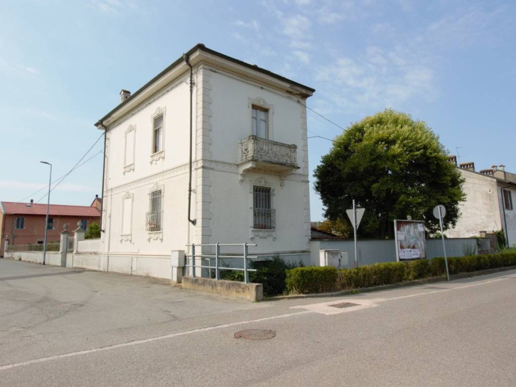 Villa a Palazzolo vercellese in Via San Sebastiano, 13 - Foto 5