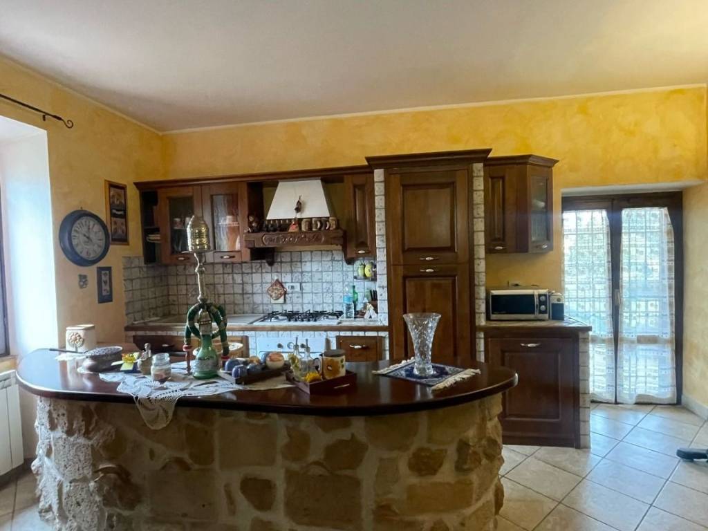 Appartamento a Valmontone in Via Genazzano - Foto 3