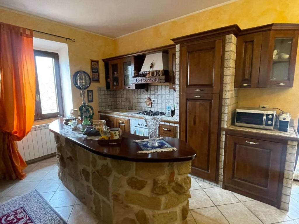 Appartamento a Valmontone in Via Genazzano - Foto 4