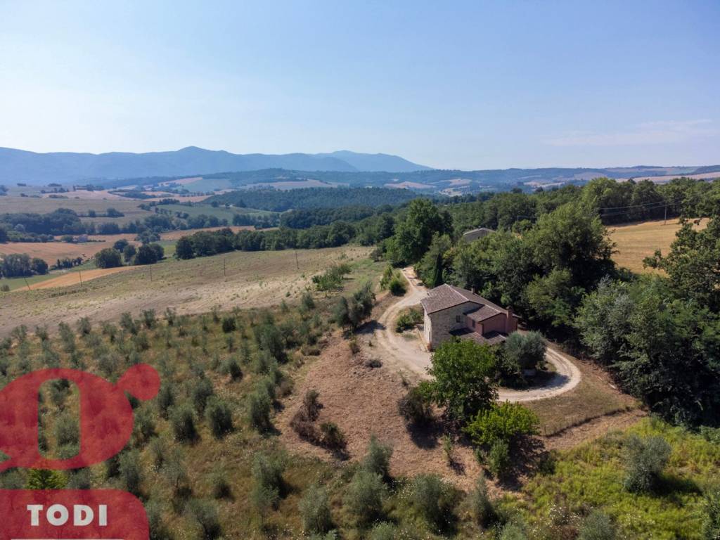 Rustico / casale a Todi in via Bagnemigni , 10 - Foto 2