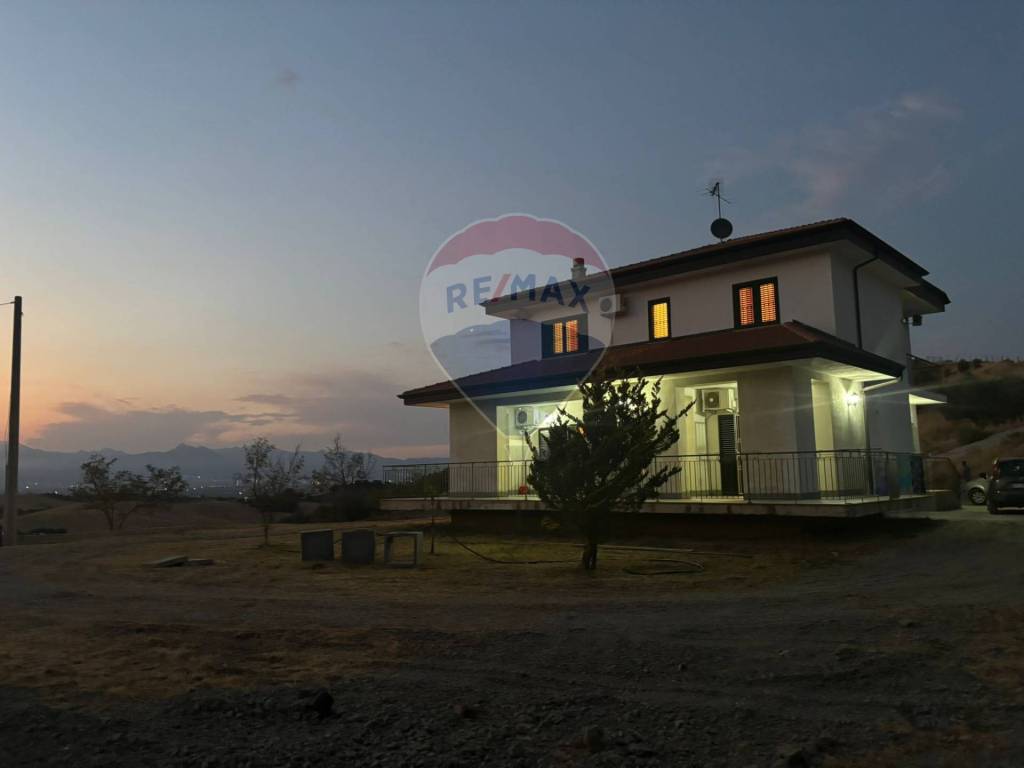 Casa indipendente a Corigliano-rossano in via cannata - Foto 2