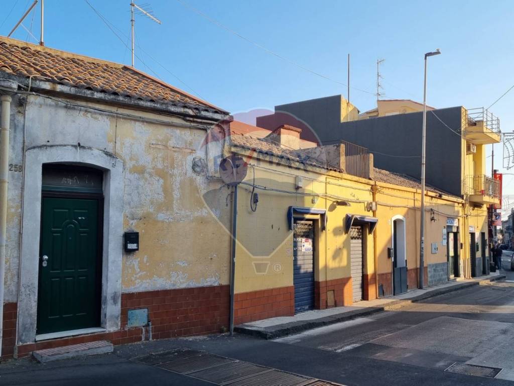 Casa indipendente a Aci castello in via tripoli, 258 - Foto 2