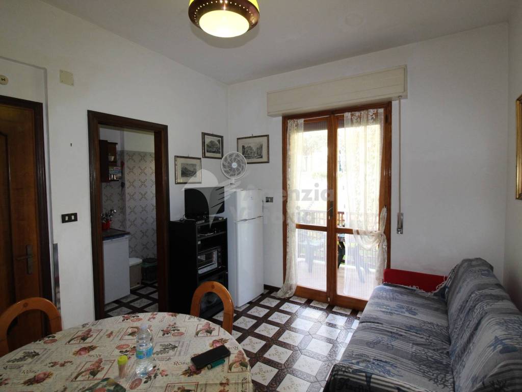 Appartamento a Ceriale in Via Chioso e Loro, 25 - Foto 2
