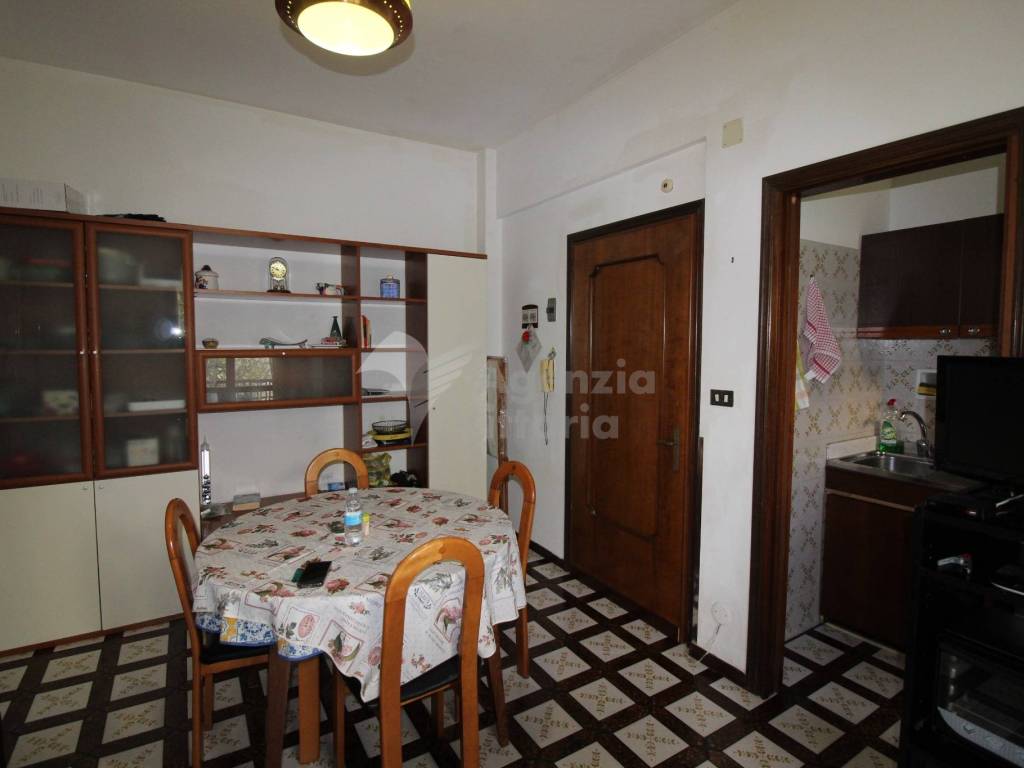 Appartamento a Ceriale in Via Chioso e Loro, 25 - Foto 3