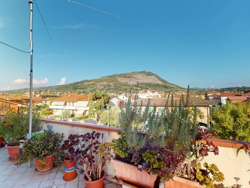 Appartamento a Monsummano terme in Via Silvio Pellico, 140 - Foto 2