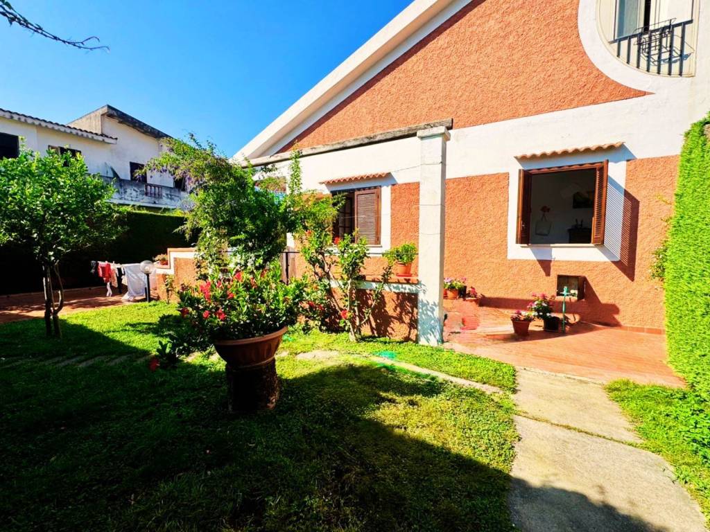 Villa a Scalea in Via Impresa - Foto 2