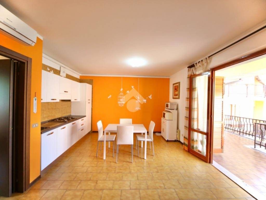Appartamento a Torri del benaco in Via Ortaglia, 14 - Foto 5