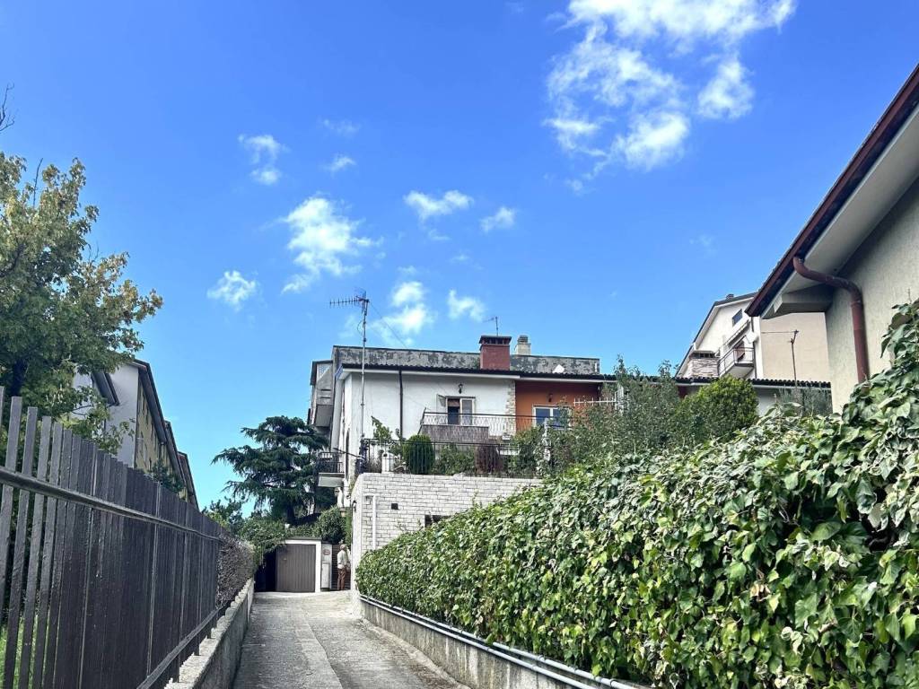 Villa a Trieste in Via Rita Rosani - Foto 4