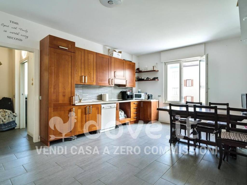 Appartamento a Carugo in Via Luigi Cadorna, 54 - Foto 3