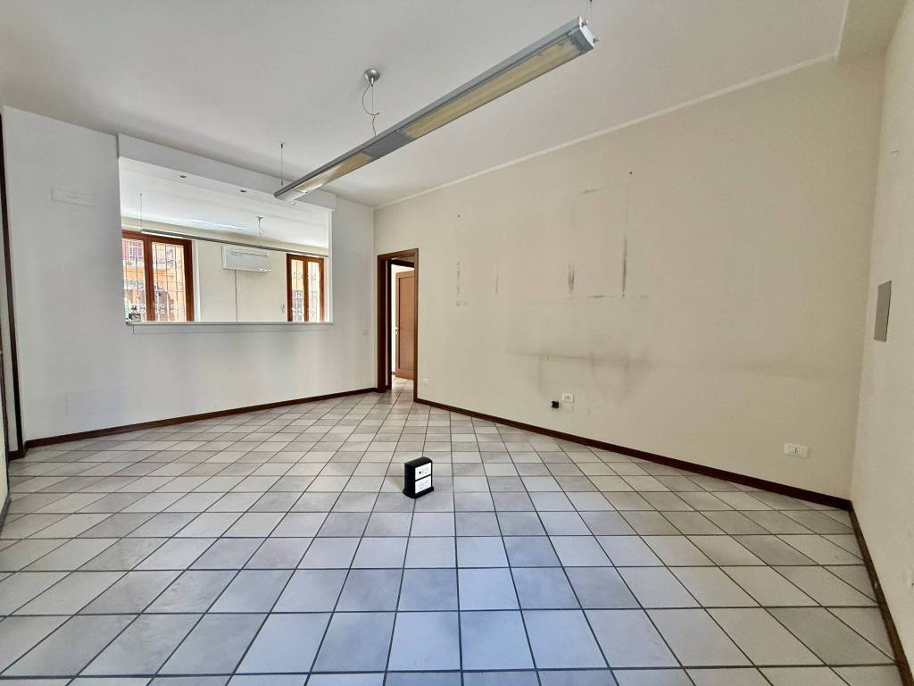 Appartamento a Cremona in Via Stefano Leonida Bissolati, 20 - Foto 3