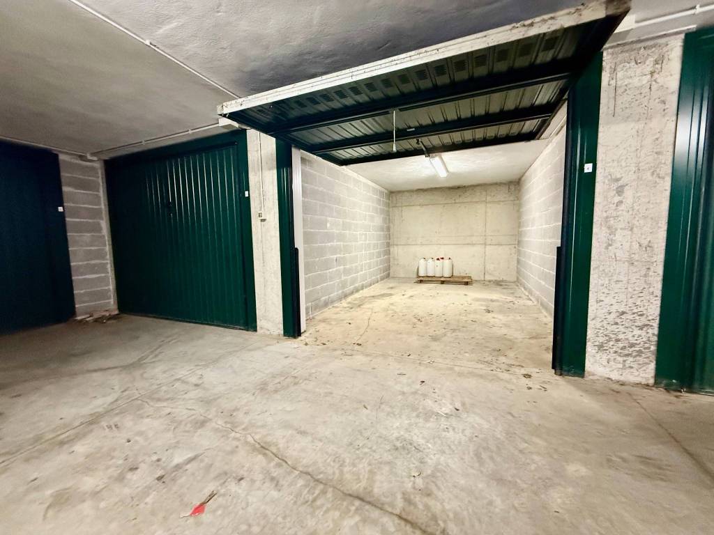 Box / garage a Imperia in Via Littardi, 9 - Foto 2