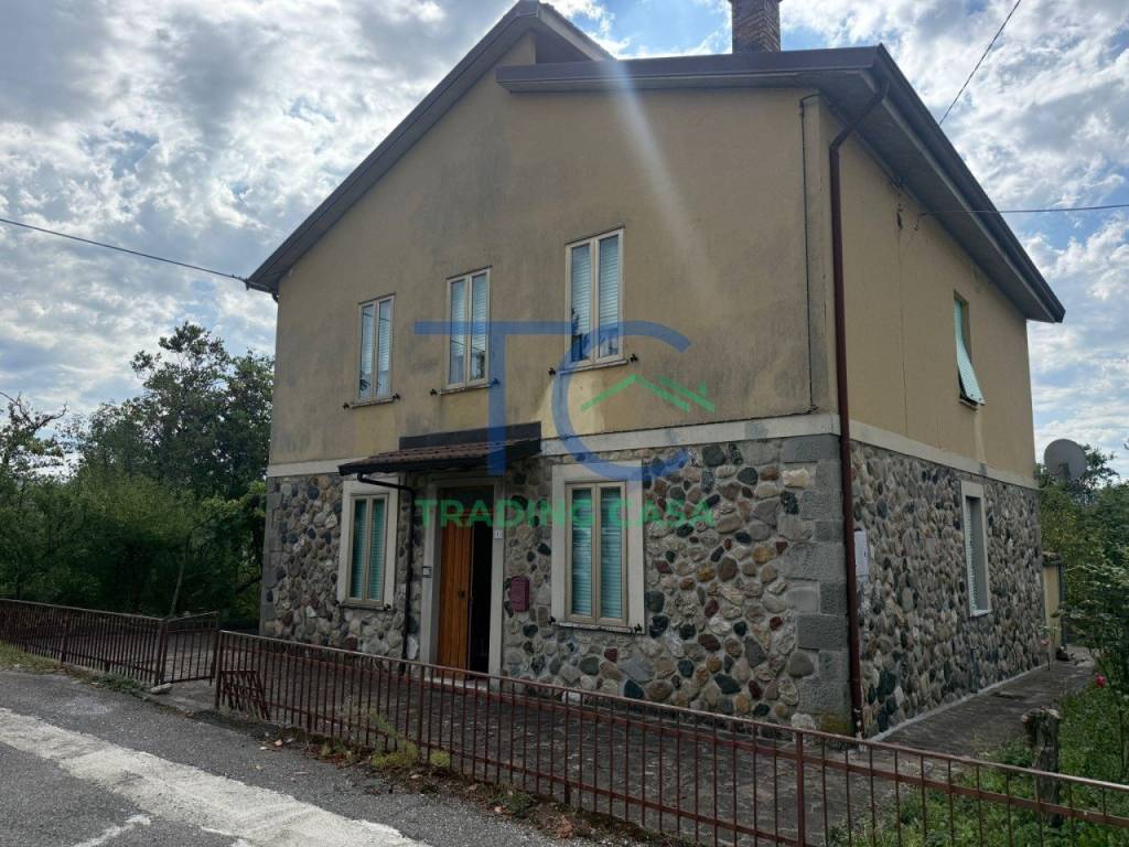 Villa a Bobbio in località Brugnoni - Foto 3