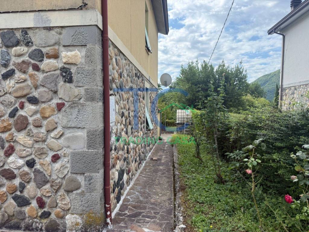 Villa a Bobbio in località Brugnoni - Foto 5