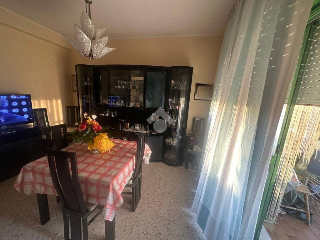 Appartamento a Barletta in Via Gian Domenico Romagnosi - Foto 2