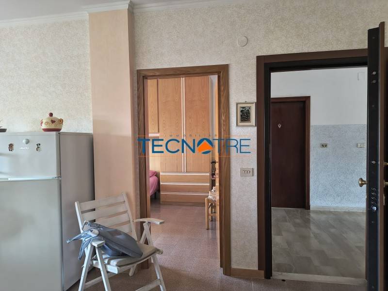 Appartamento a Martinsicuro in Via Ugo Foscolo, 44 - Foto 5