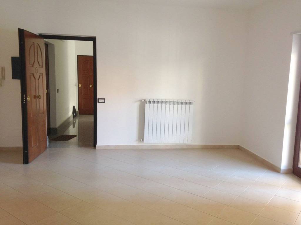 Appartamento a Lamezia terme in Via F. Costabile - Foto 5