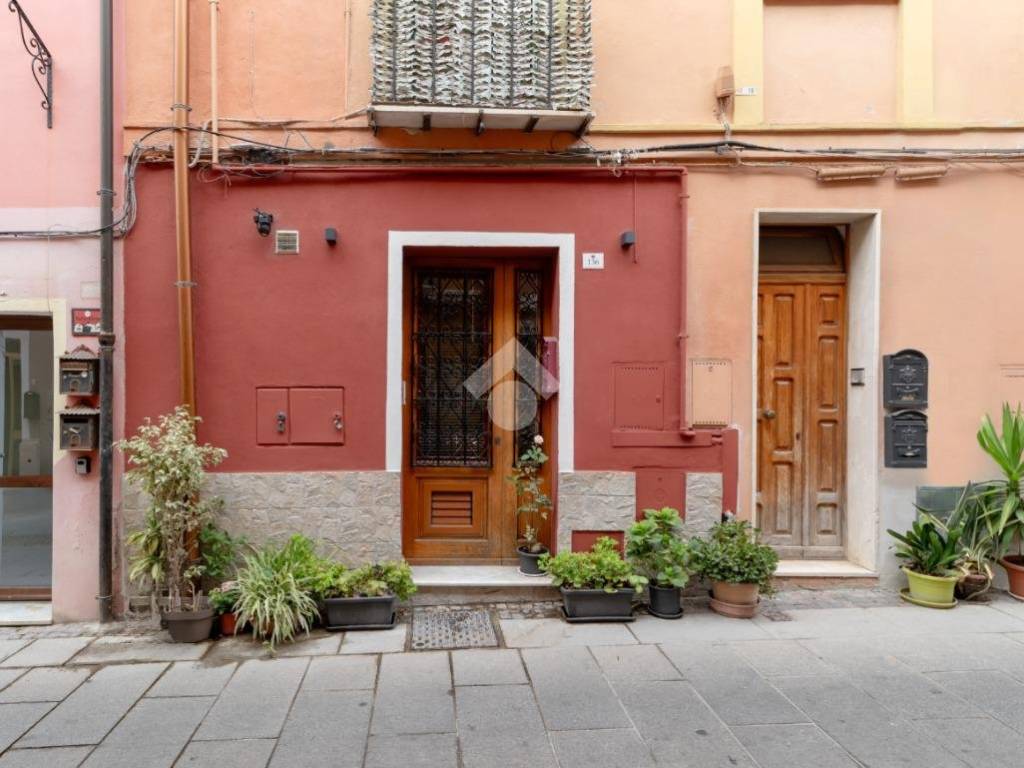 Appartamento a Cagliari in Via San Giovanni, 136 - Foto 2