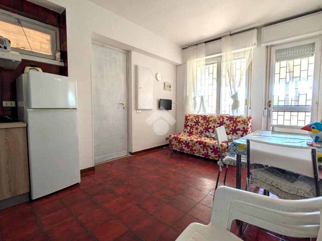 Appartamento a Margherita di savoia in Via Rocco Scotellaro, 3 - Foto 4