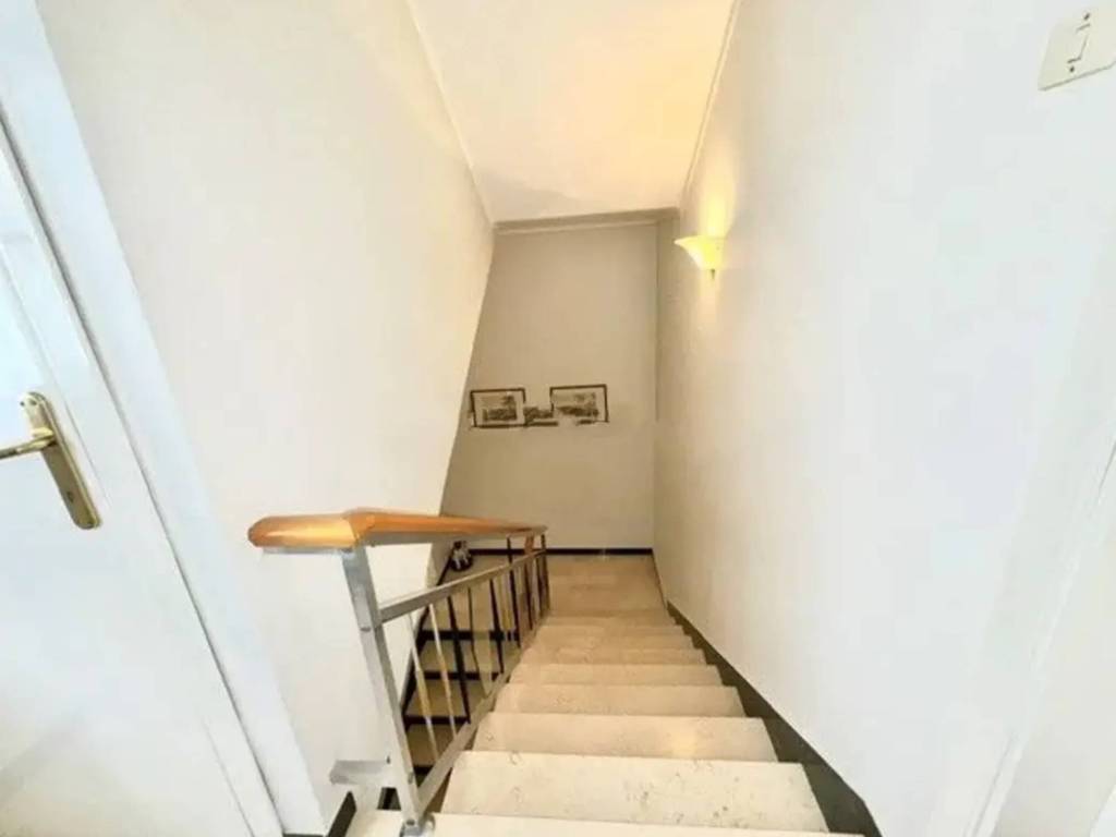 Villa a Montegranaro in Via Martiri d'Ungheria - Foto 3