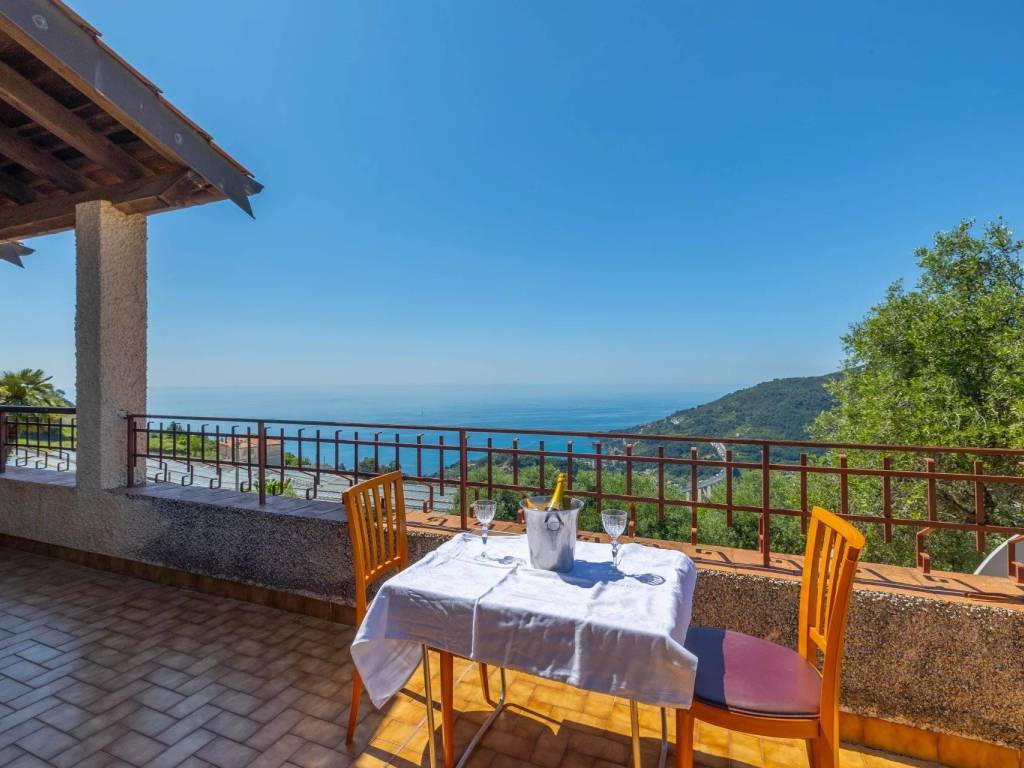 Casa indipendente a Ventimiglia - Foto 2