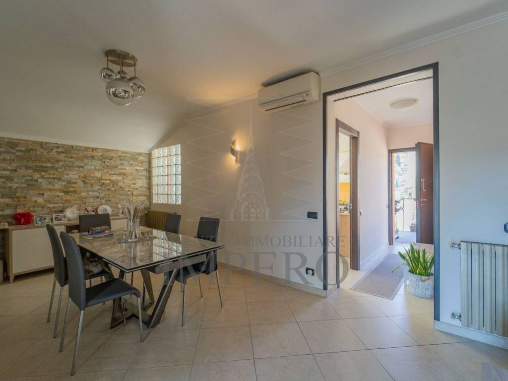 Appartamento a Ventimiglia in Piazza San Bartolomeo , 3 - Foto 2