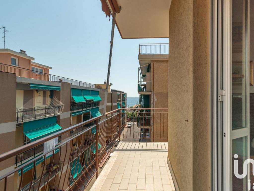 Appartamento a Loano in Via Marco Polo, 9 - Foto 2