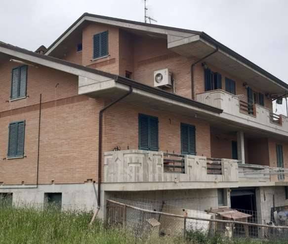 Appartamento a Monterubbiano in Via Raffaello Sanzio - Foto 5