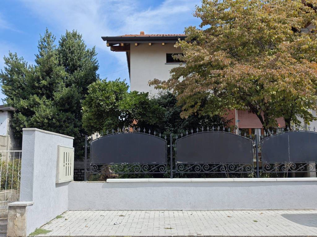 Appartamento a Cavaria con premezzo in Via Cantalupa - Foto 2