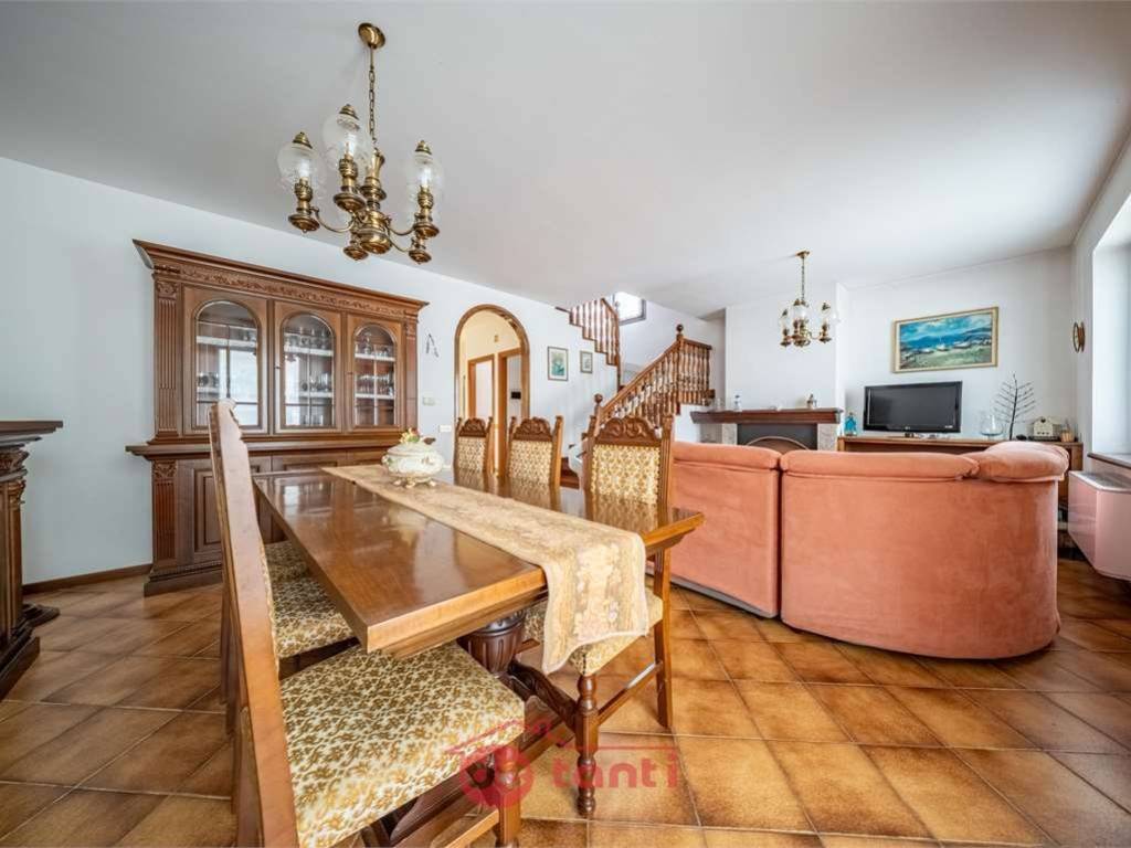 Villa a Mese in via don primo lucchinetti - Foto 4