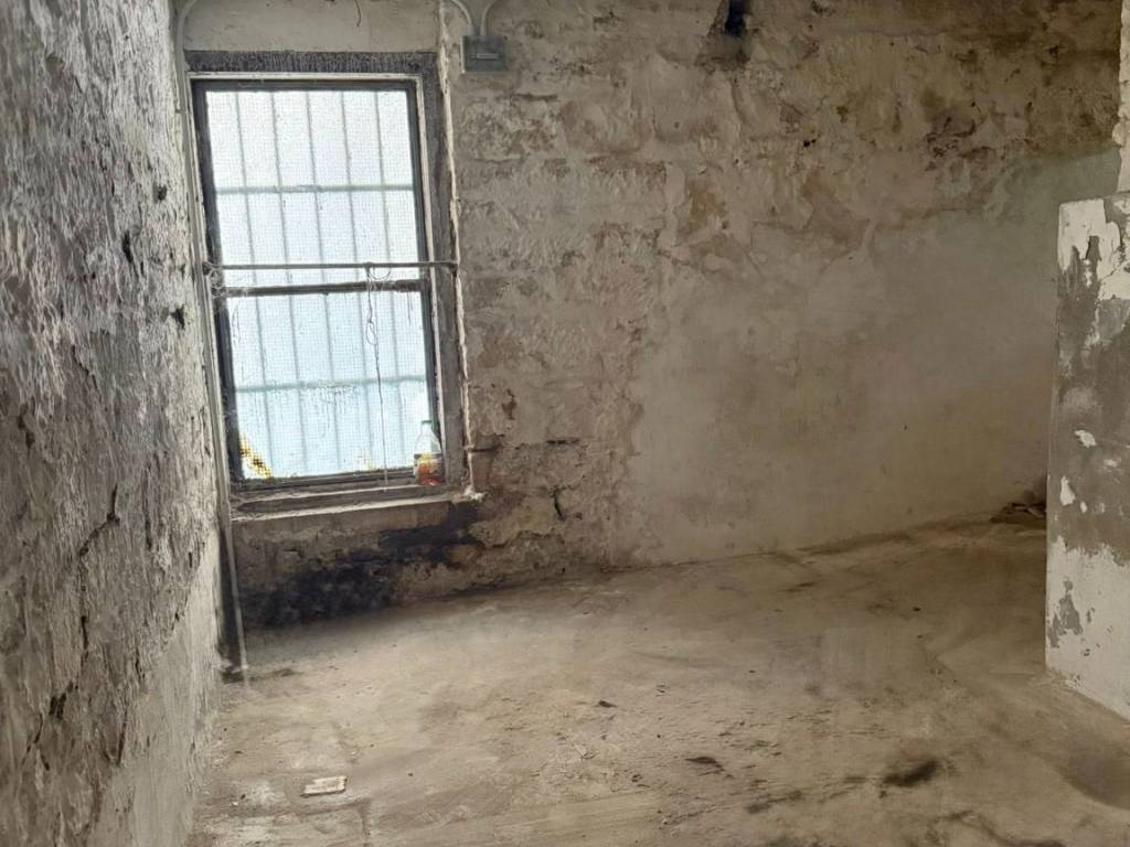 Appartamento a Giovinazzo in Via Vittorio Veneto - Foto 4