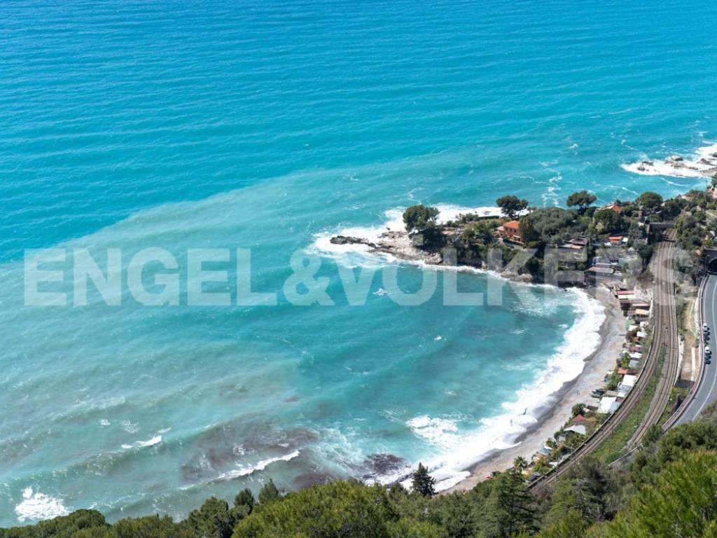 Casa indipendente a Ventimiglia in Piazza Ciotti - Foto 5