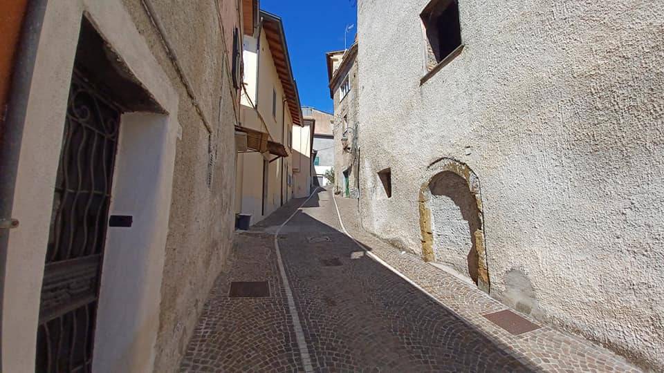 Appartamento a Ceccano in Via Pietra Liscia - Foto 2
