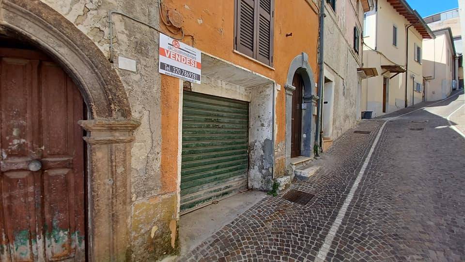 Appartamento a Ceccano in Via Pietra Liscia - Foto 3