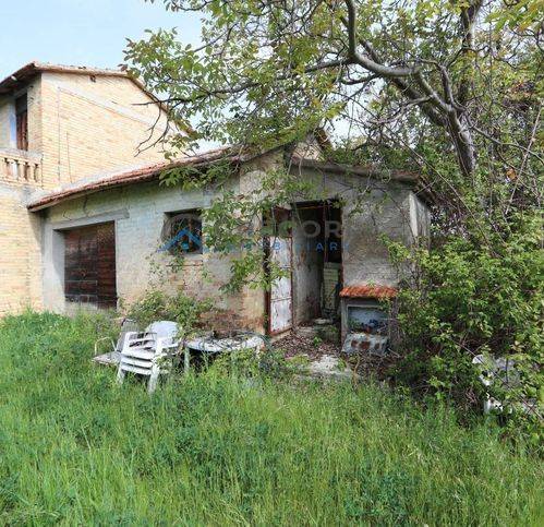Villa a Controguerra in Strada Senza Nome - Foto 5