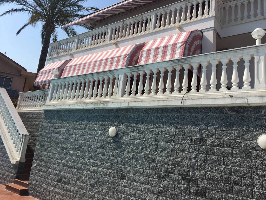 Villa a Ospedaletti in Corso Regina Margherita - Foto 2