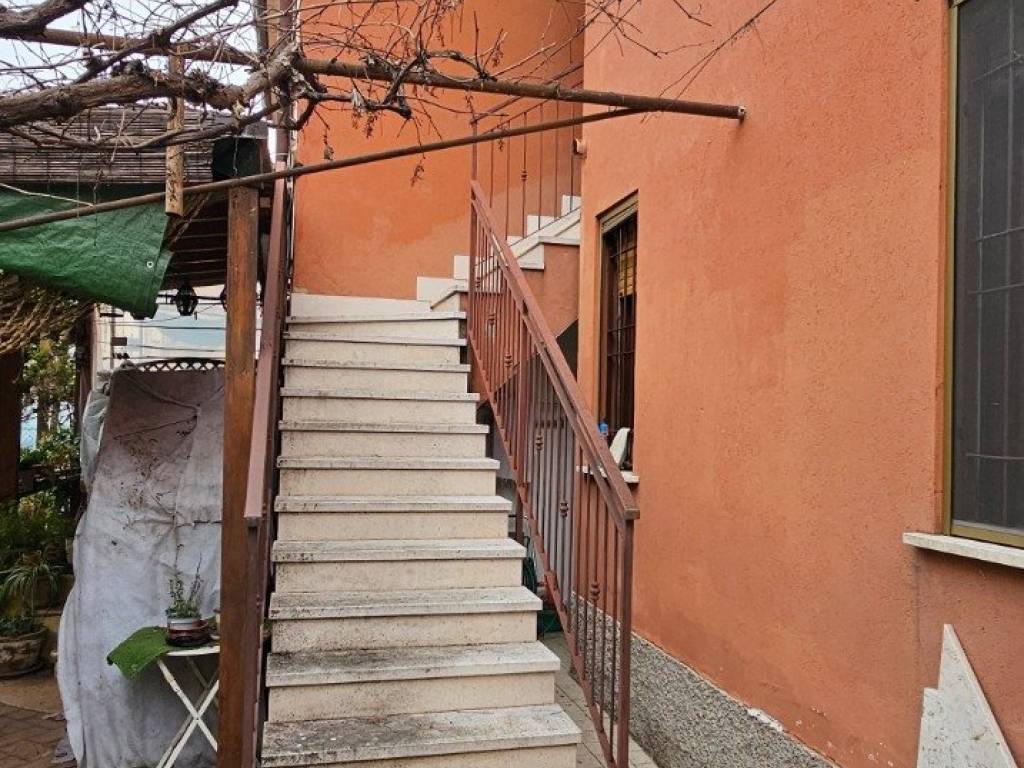 Appartamento a Verona in Via Giulio Camuzzoni - Foto 5