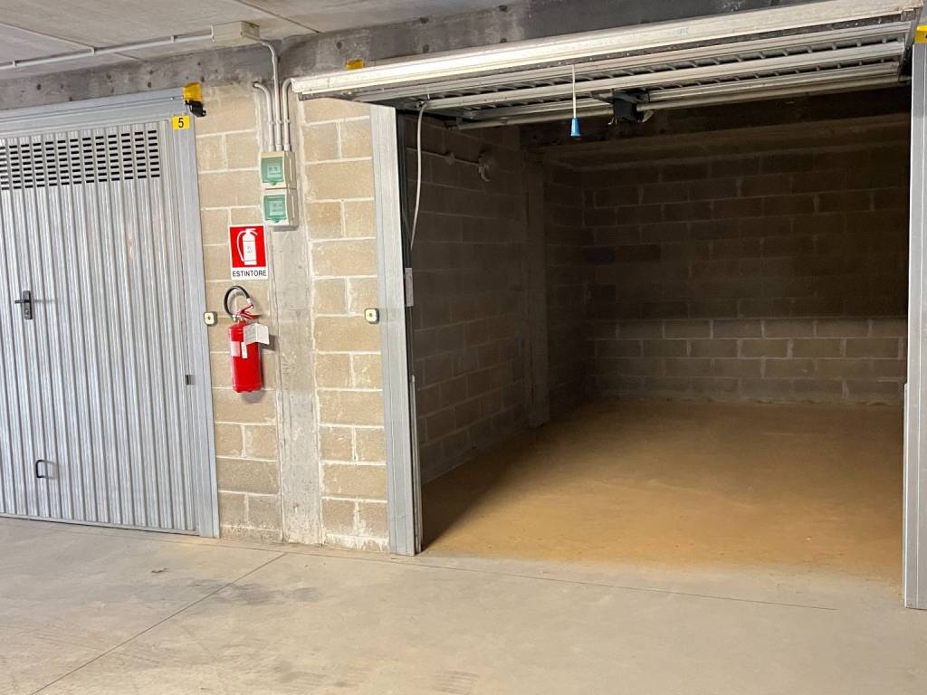 Box / garage a Loano in Via delle Ciappe - Foto 4