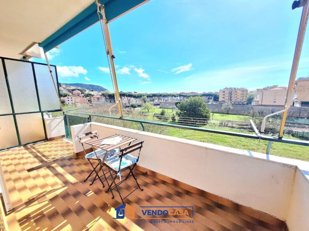 Appartamento a Pietra ligure in Via Francesco Crispi - Foto 3