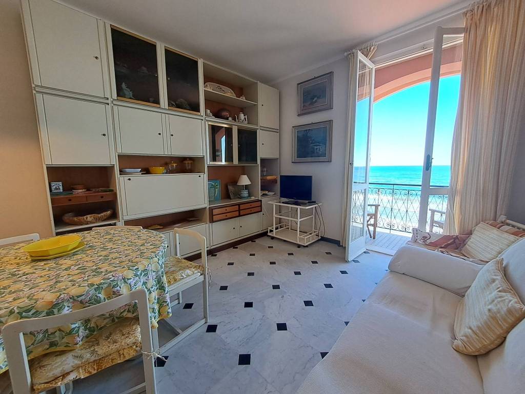 Appartamento a Laigueglia in Corso Badarò, 3 - Foto 5
