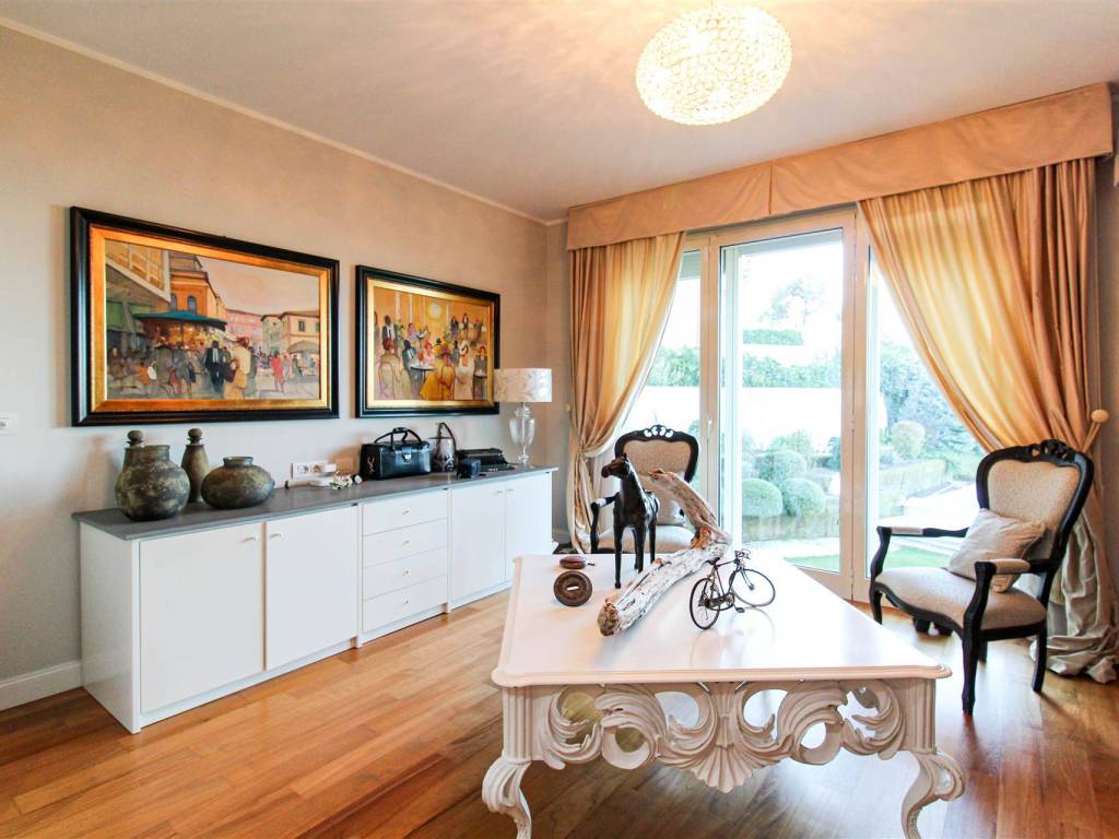 Villa a Livorno in Via del Pino, 141 - Foto 2