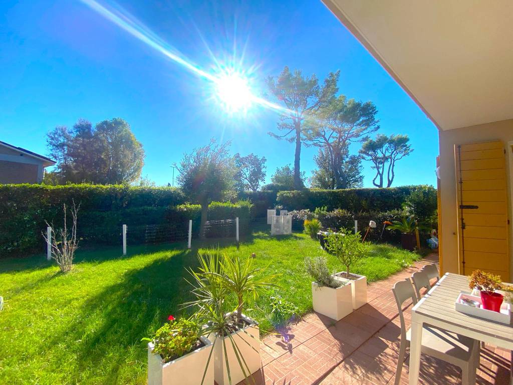 Casa indipendente a Riccione in Viale dei Pini - Foto 4