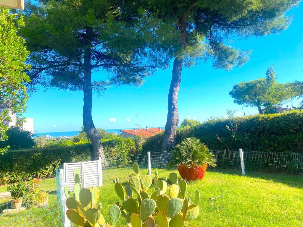 Casa indipendente a Riccione in Viale dei Pini - Foto 5
