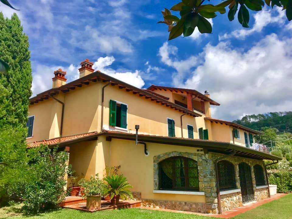 Villa a Castelnuovo magra in Via alle Colline - Foto 2