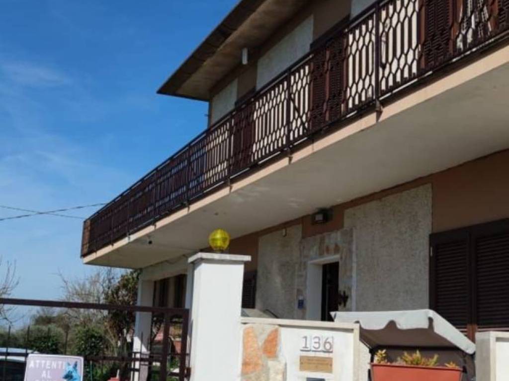 Villa a Arce in Via Fontanelle, 136 - Foto 2