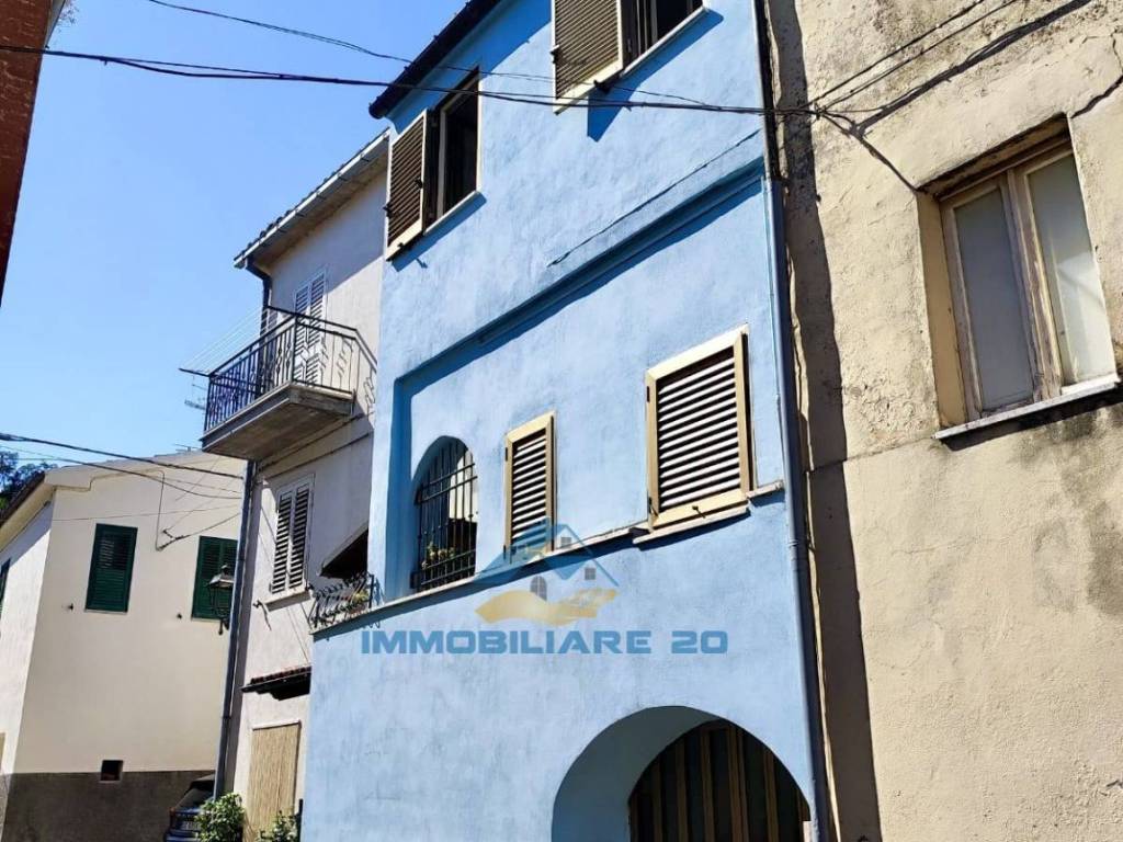 Casa indipendente a Teramo in frazione rocciano - Foto 2