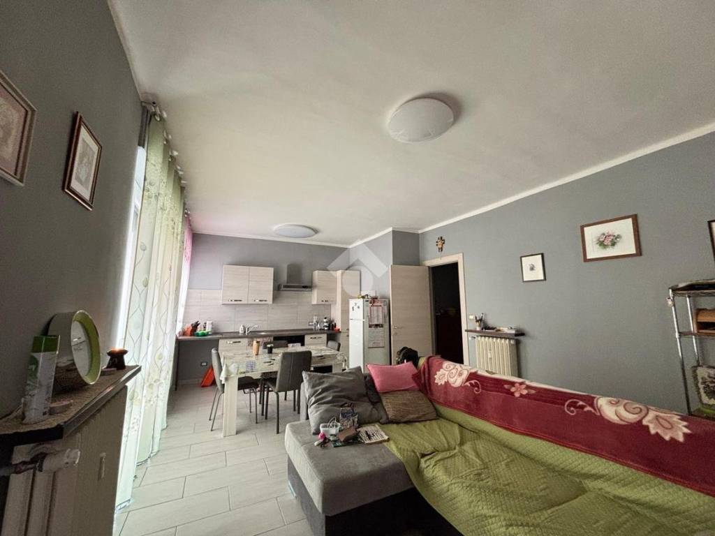 Appartamento a Dogliani in VIA GENERALE CAPPA, 92 - Foto 2