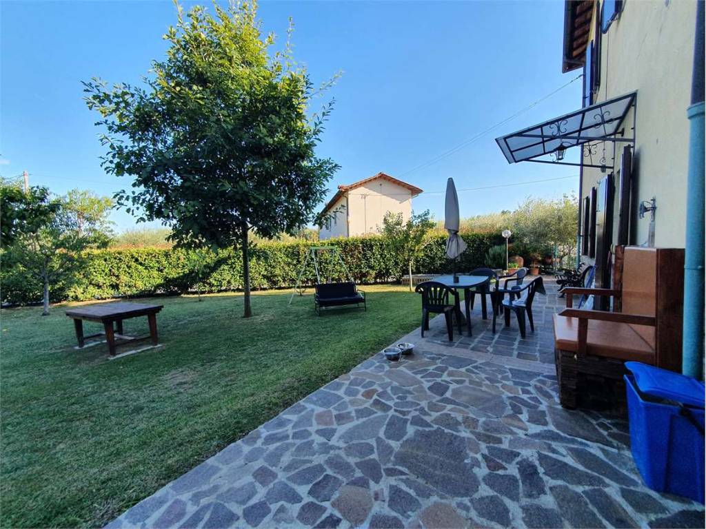 Casa indipendente a Pescia - Foto 2