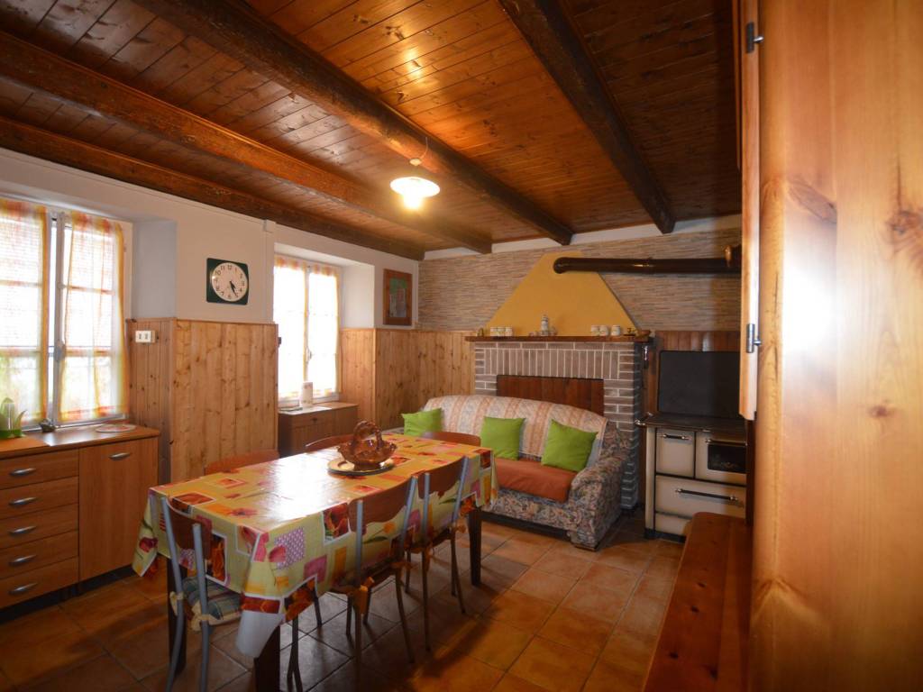 Casa indipendente a Malesco in Via Cannobio, 23 - Foto 3